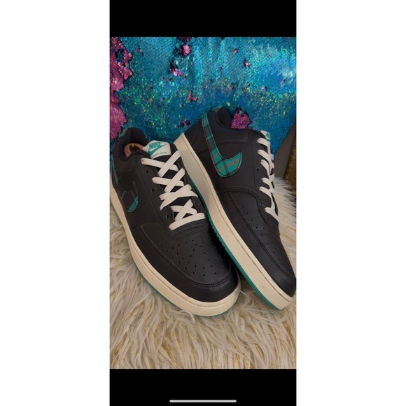 Nike Mens Court Vision Low FD0321-010 Black Green Sneakers Shoes Size 10.5 - Picture 5 of 12